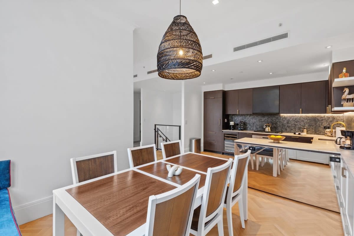 Clinton | Lower East Side | Duplex w/ Private Backyard photo 3