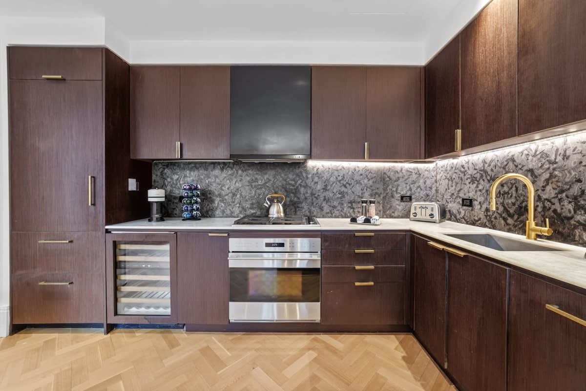 Clinton | Lower East Side | Duplex w/ Private Backyard photo 13