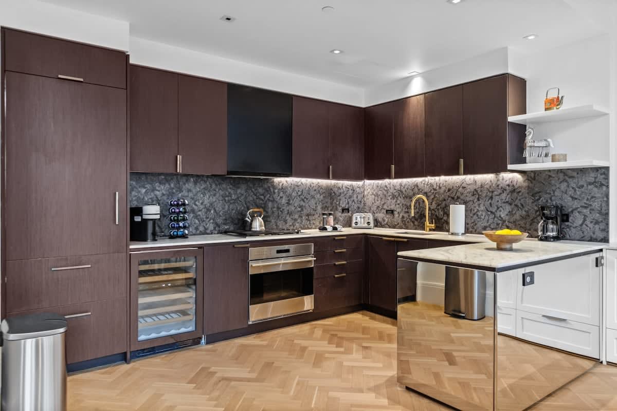 Clinton | Lower East Side | Duplex w/ Private Backyard photo 12