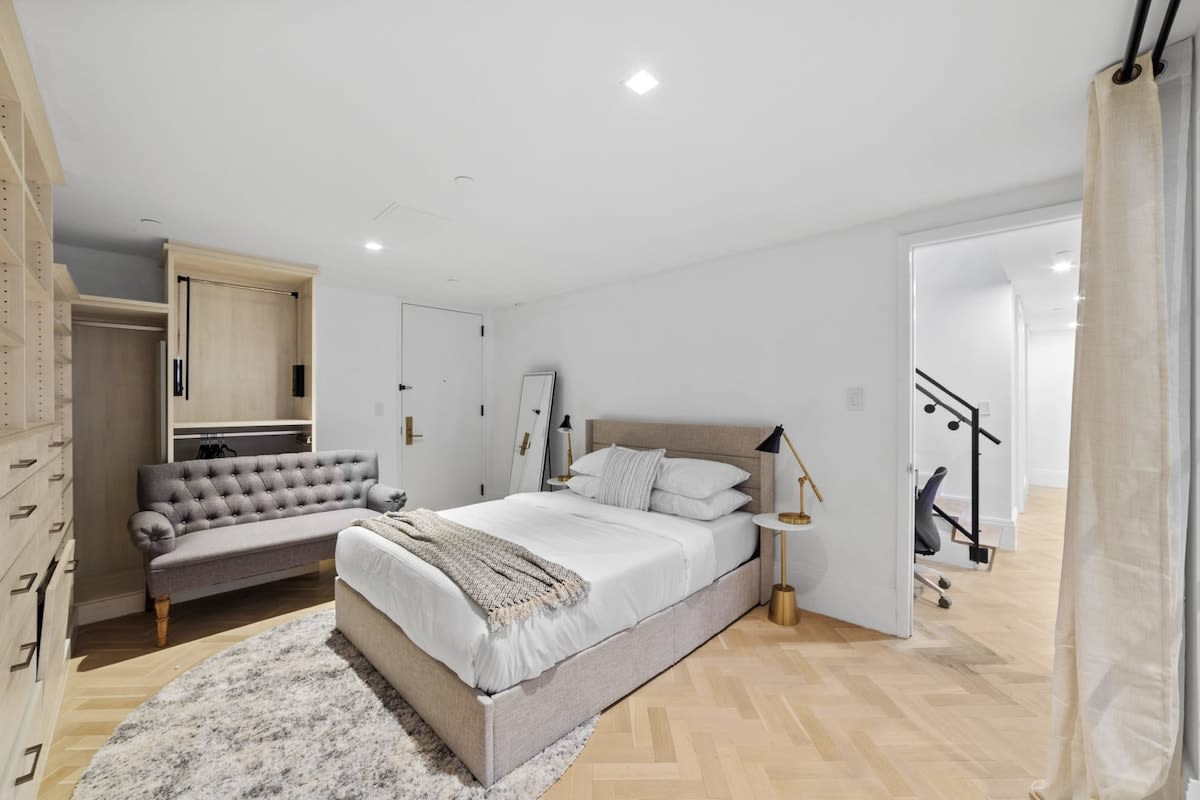 Clinton | Lower East Side | Duplex w/ Private Backyard photo 21