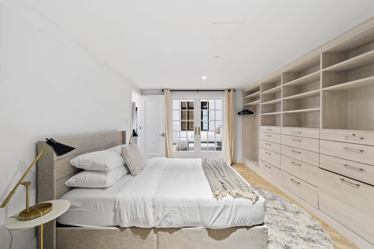 Clinton | Lower East Side | Duplex w/ Private Backyard photo 23