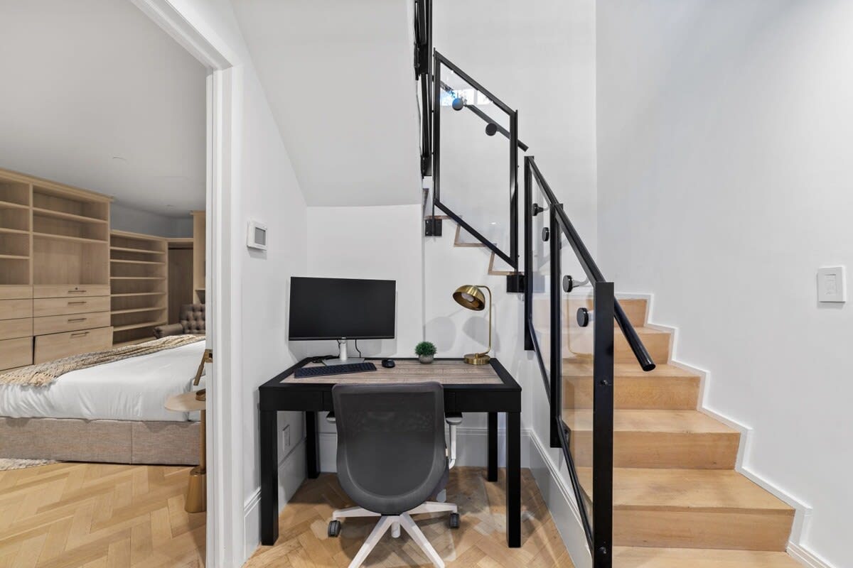 Clinton | Lower East Side | Duplex w/ Private Backyard photo 18