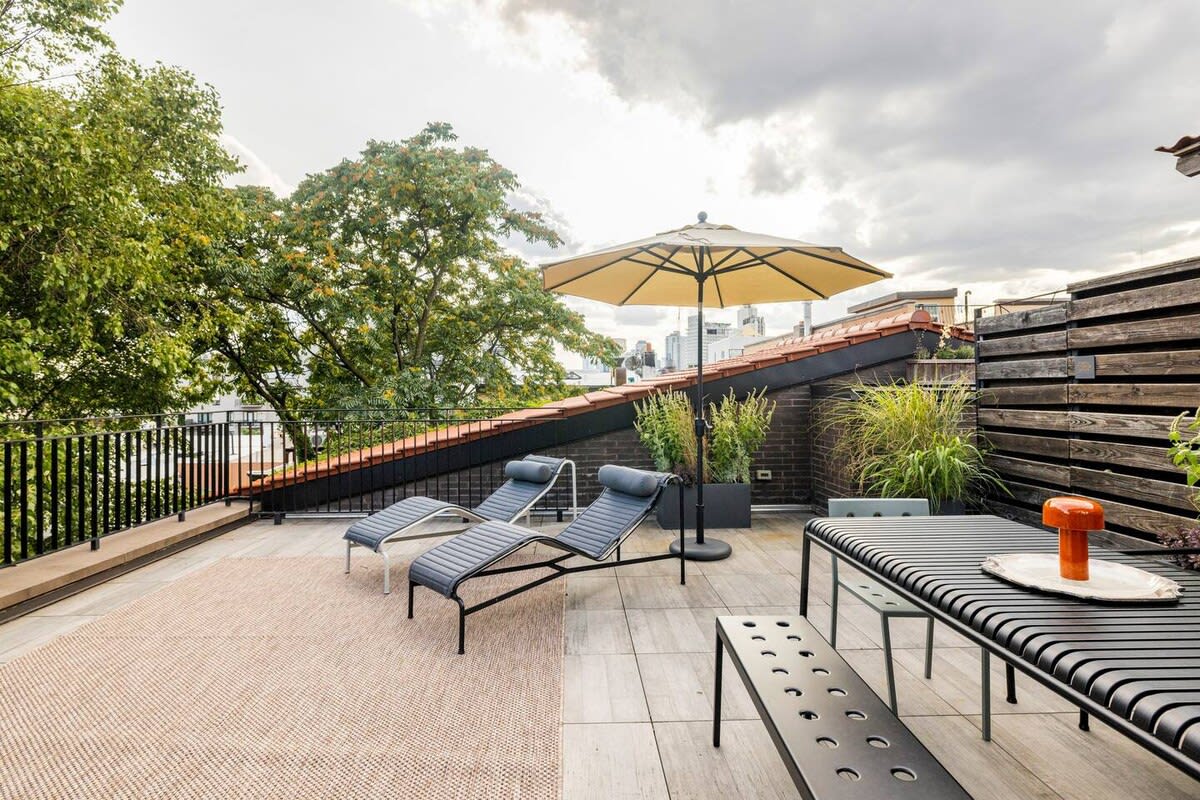 Leonard | Greenpoint | Penthouse Loft with Private Roof photo 34