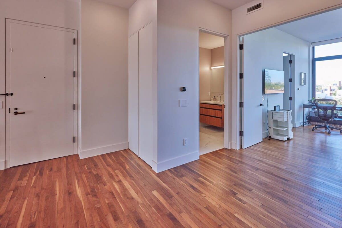 Leonard | Greenpoint | Penthouse Loft with Private Roof photo 20