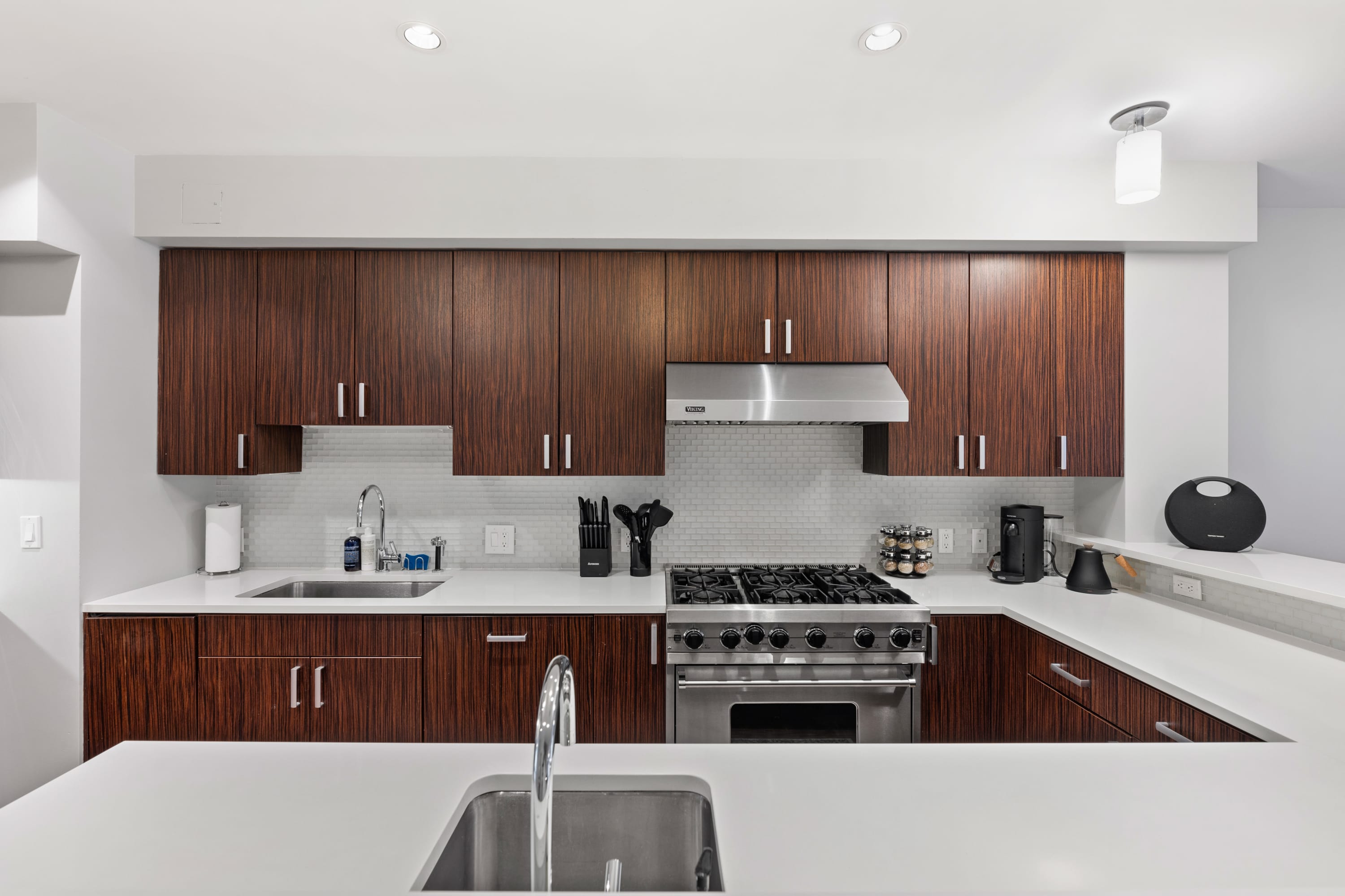 Gotham House II | Midtown West | Spacious Modern Duplex photo 13