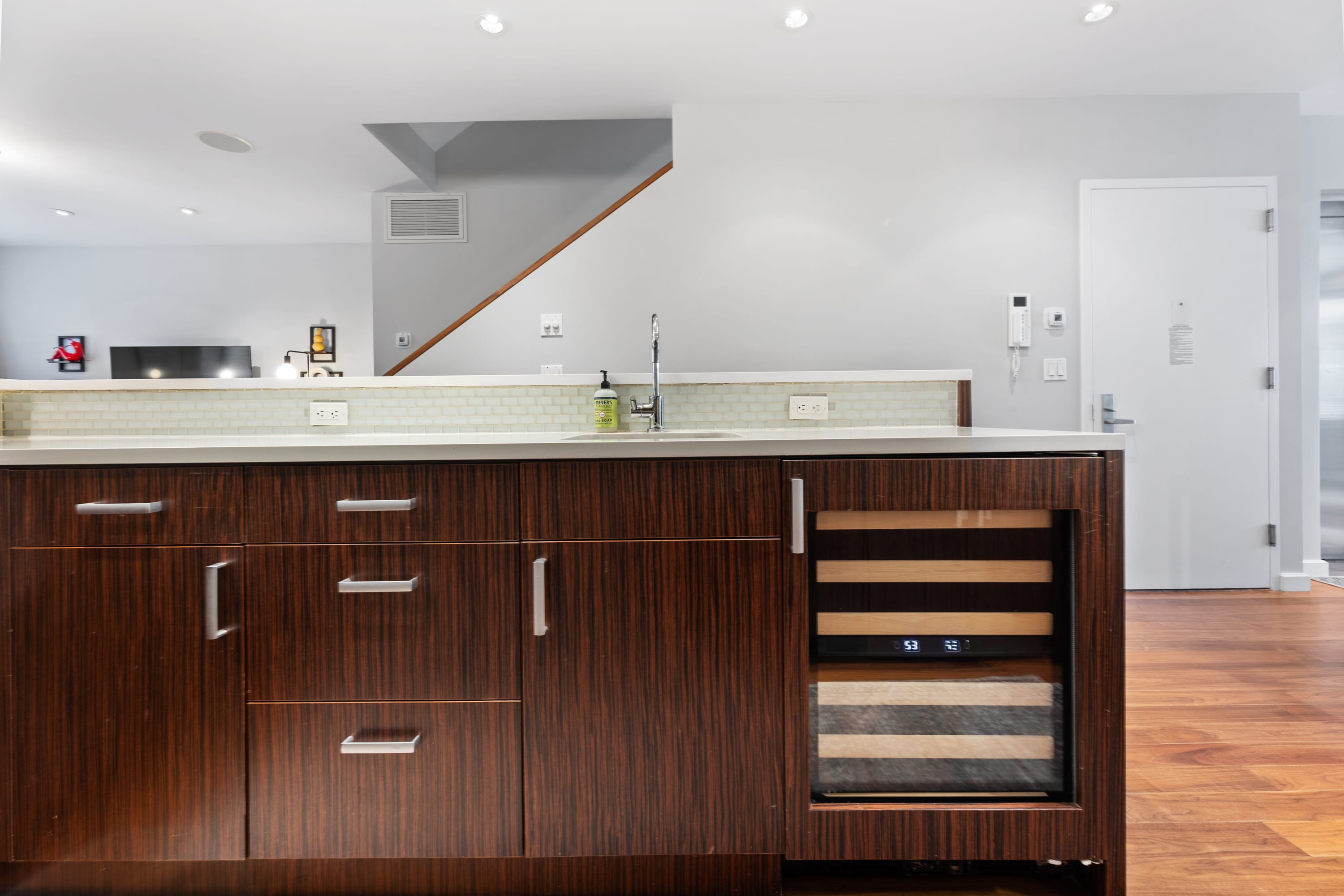 Gotham House II | Midtown West | Spacious Modern Duplex photo 16