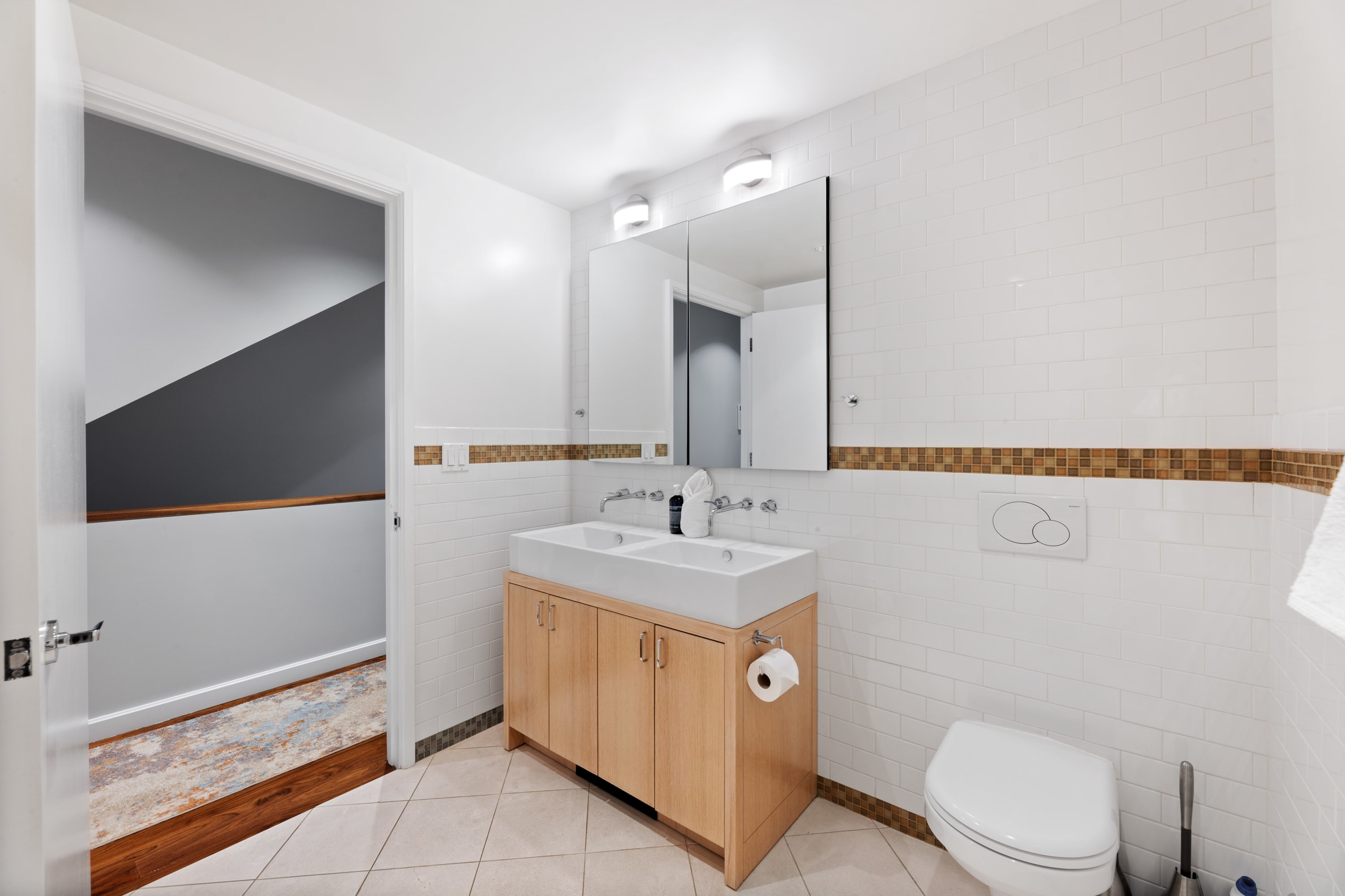 Gotham House II | Midtown West | Spacious Modern Duplex photo 44