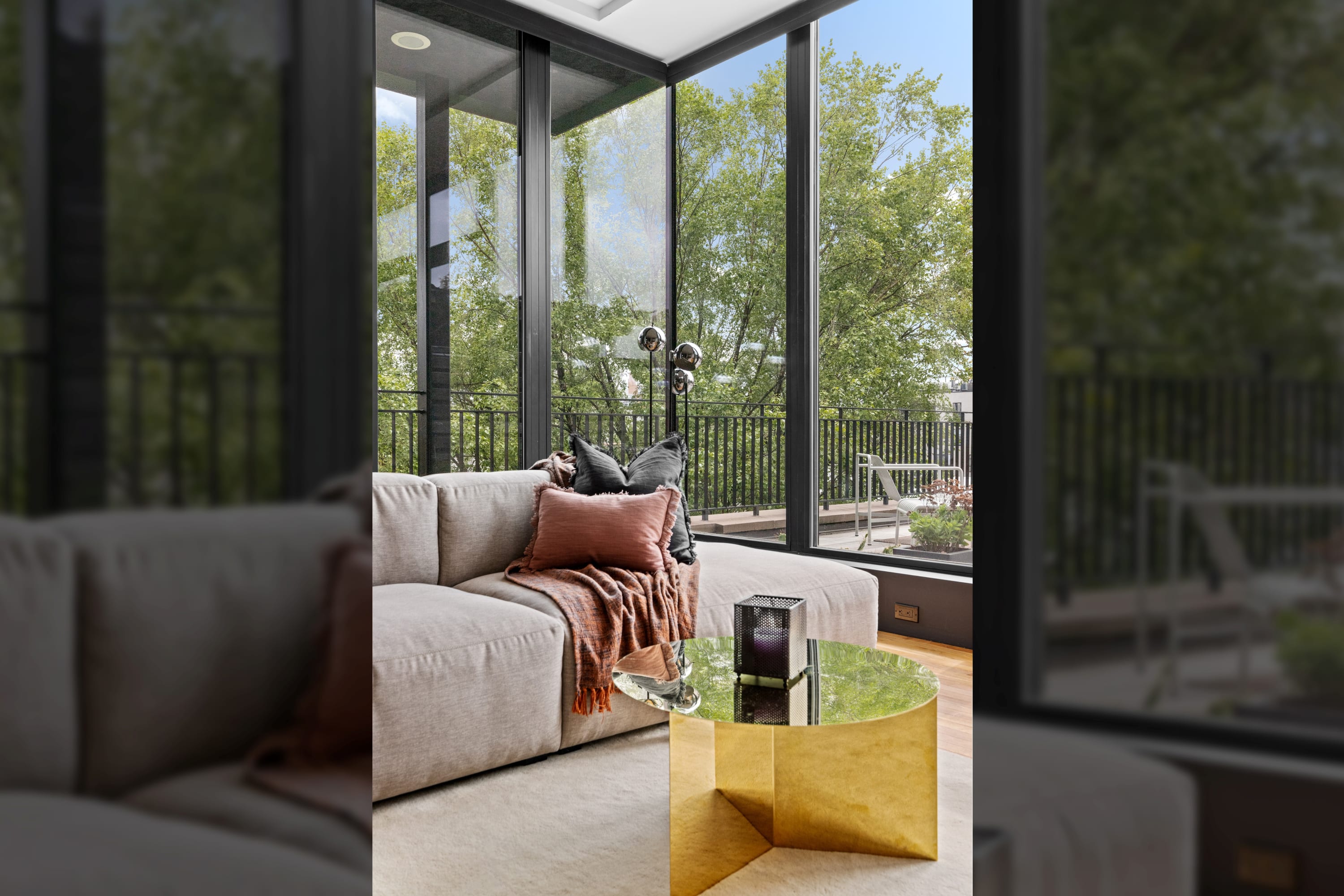 Leonard | Greenpoint | Penthouse Loft with Private Roof photo 12