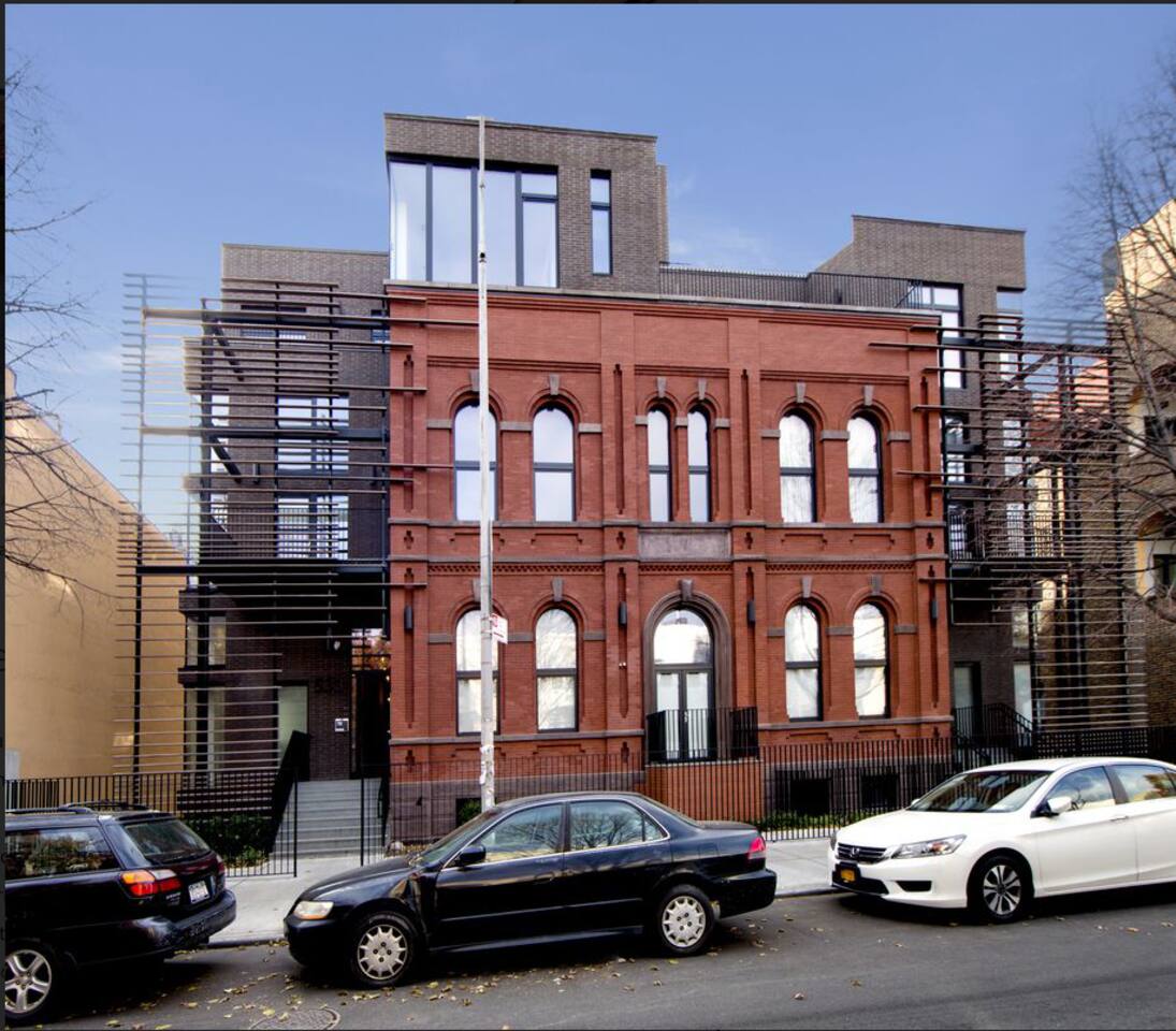 Leonard | Greenpoint | Penthouse Loft with Private Roof photo 39