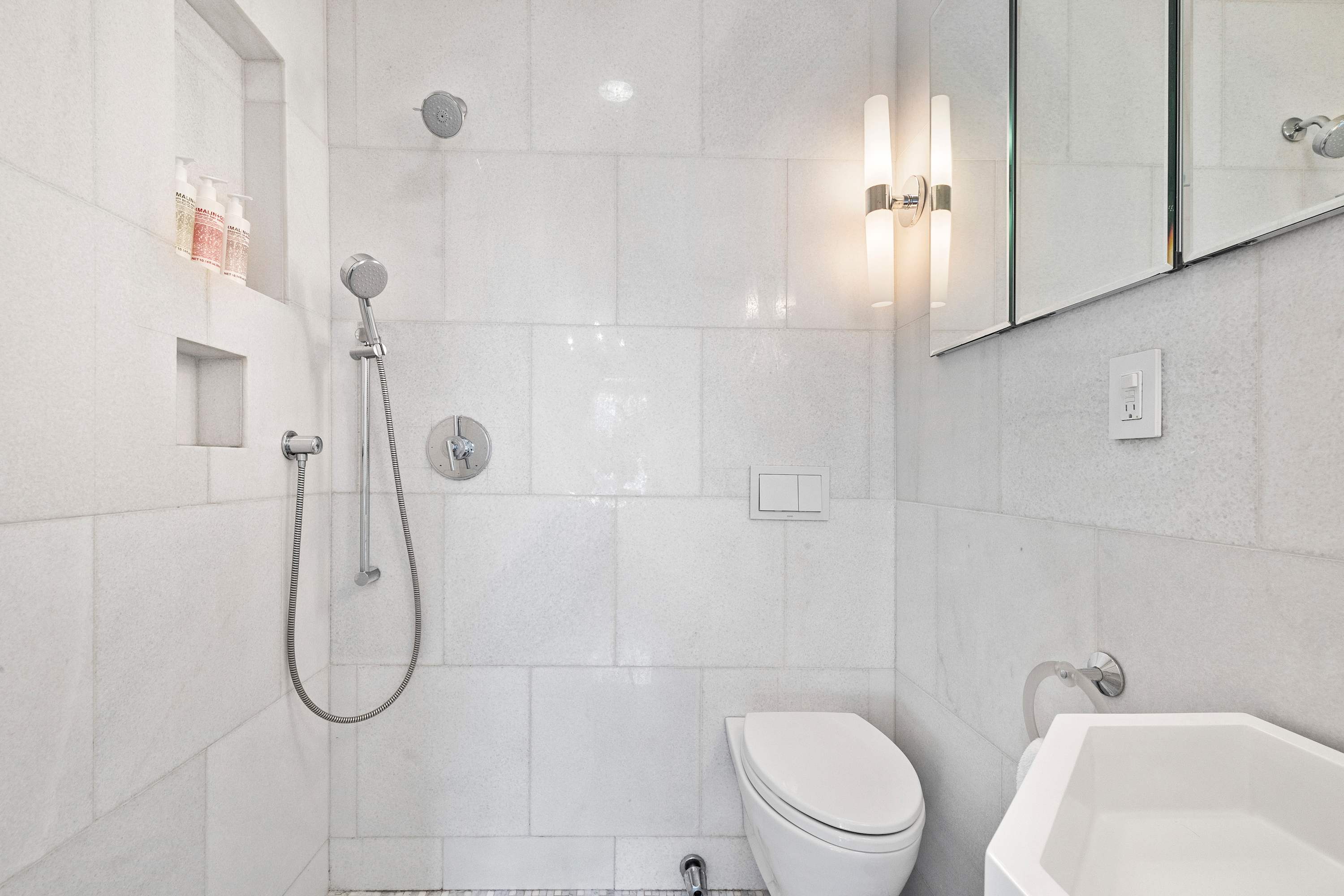 Gramercy Manor | Gramercy | Triplex w/ Private Deck & Garden photo 45