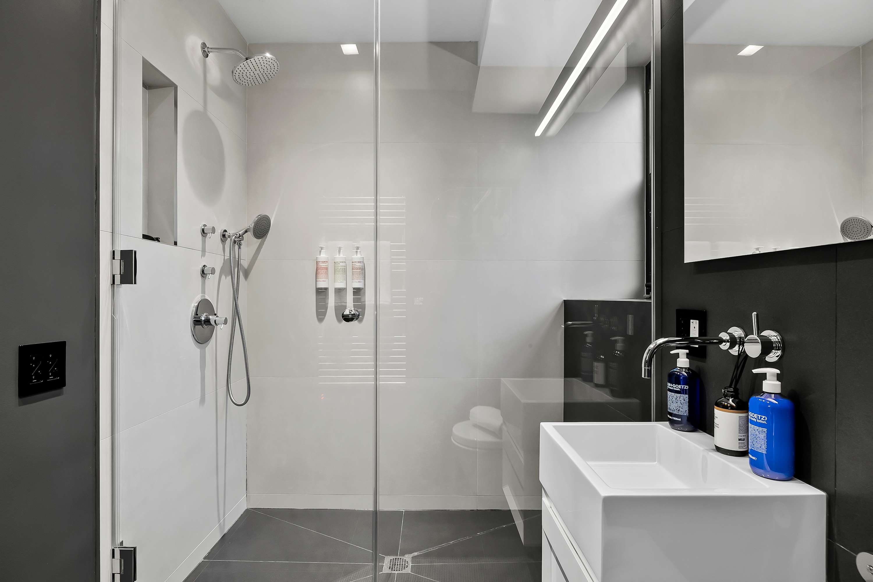 Downing Court | West Village | Condo w/ Outdoor Spaces photo 14