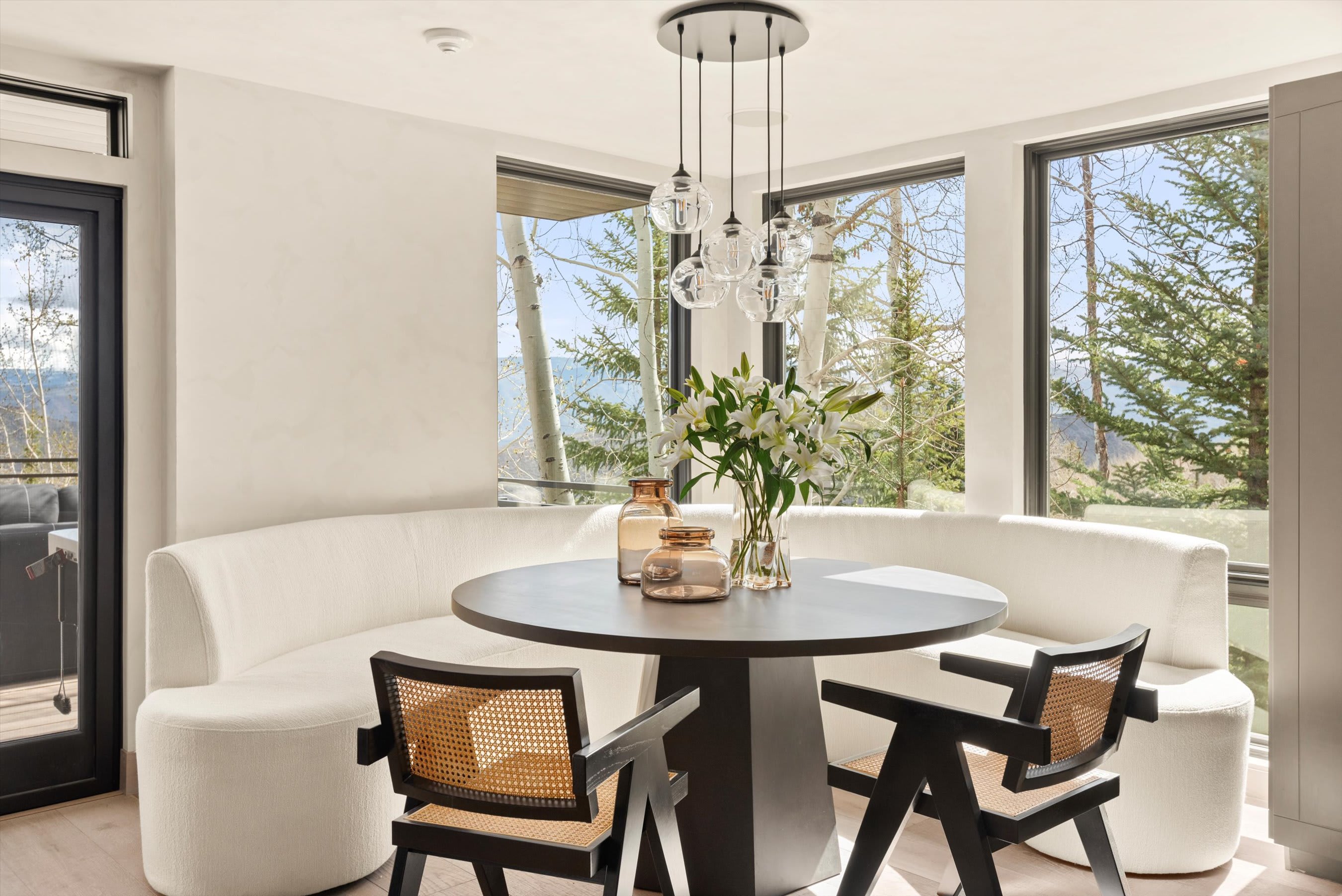 Timberline Lodge | Aspen | Home w/ Hot Tub, Terraces w/ BBQ and Views photo 17