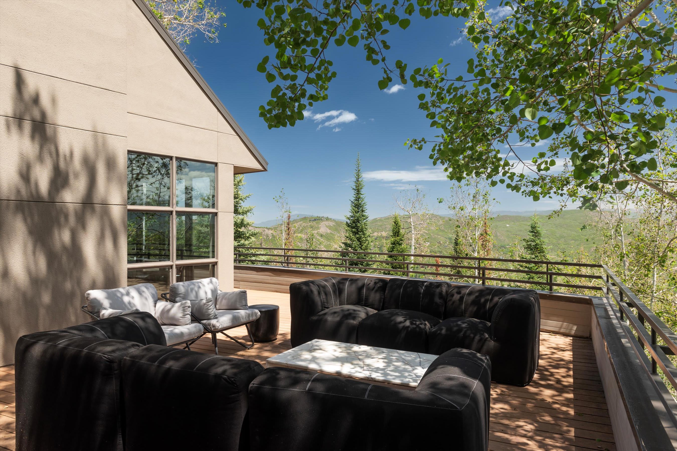 Timberline Lodge | Aspen | Home w/ Hot Tub, Terraces w/ BBQ and Views photo 8