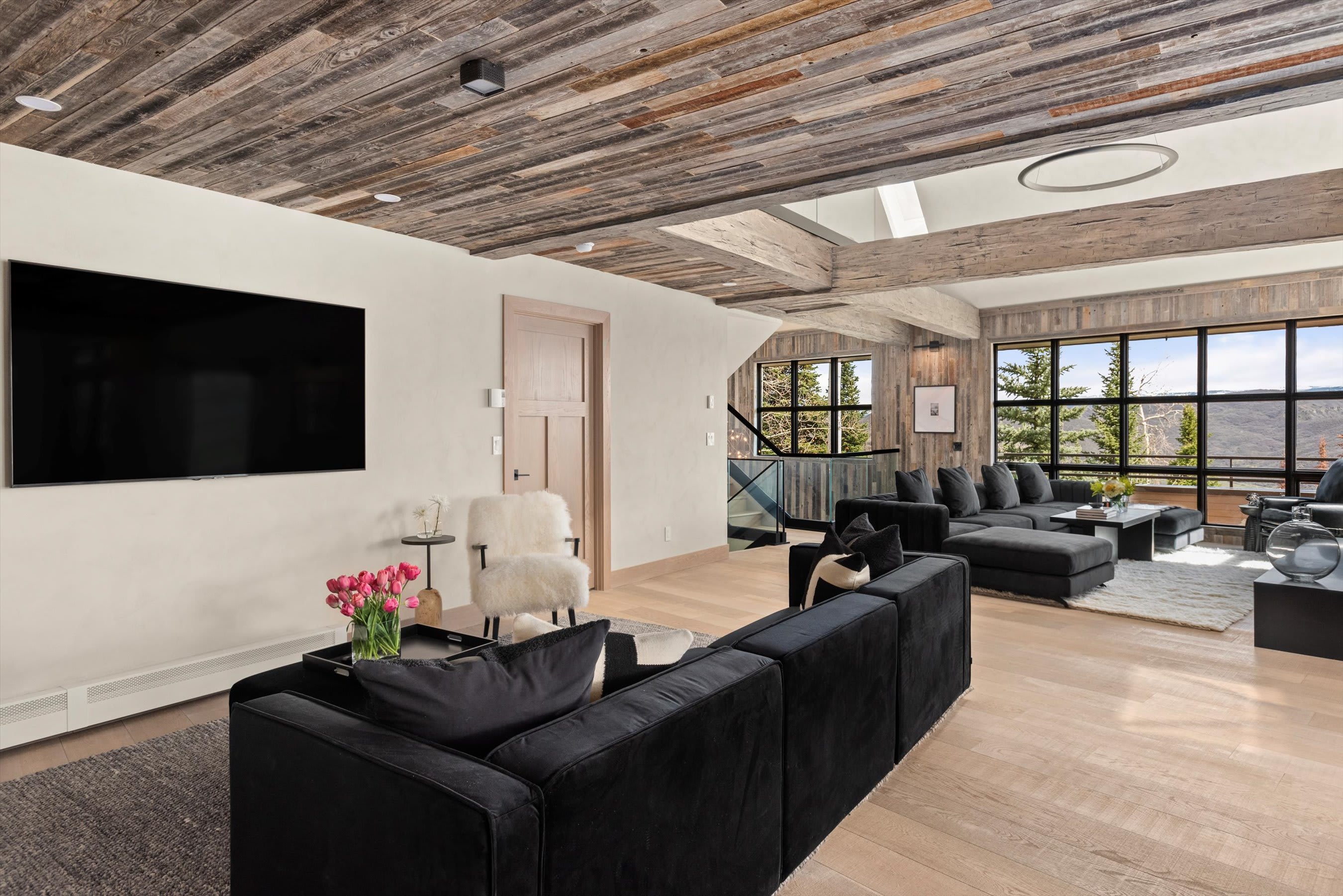 Timberline Lodge | Aspen | Home w/ Hot Tub, Terraces w/ BBQ and Views photo 14