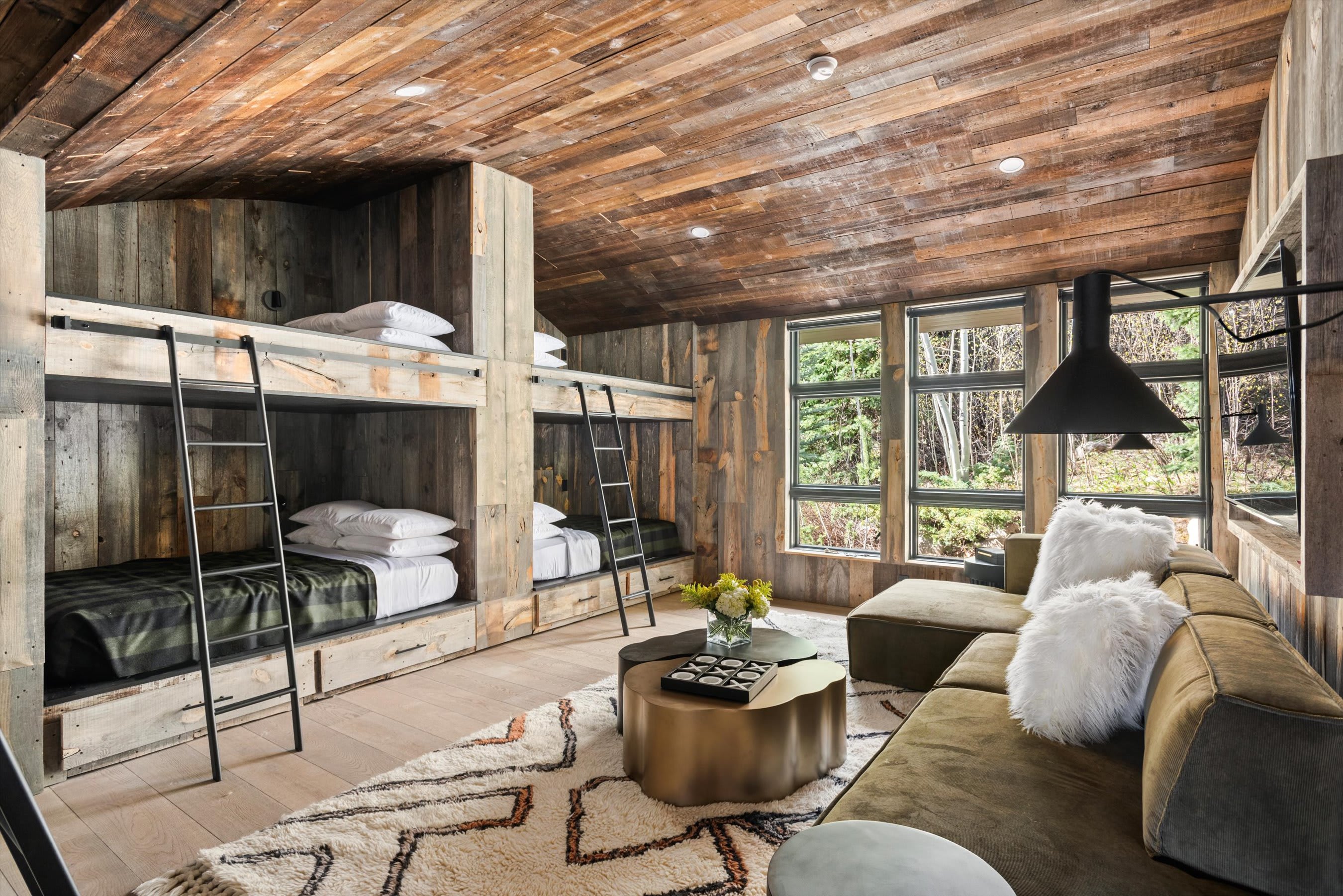 Timberline Lodge | Aspen | Home w/ Hot Tub, Terraces w/ BBQ and Views photo 19