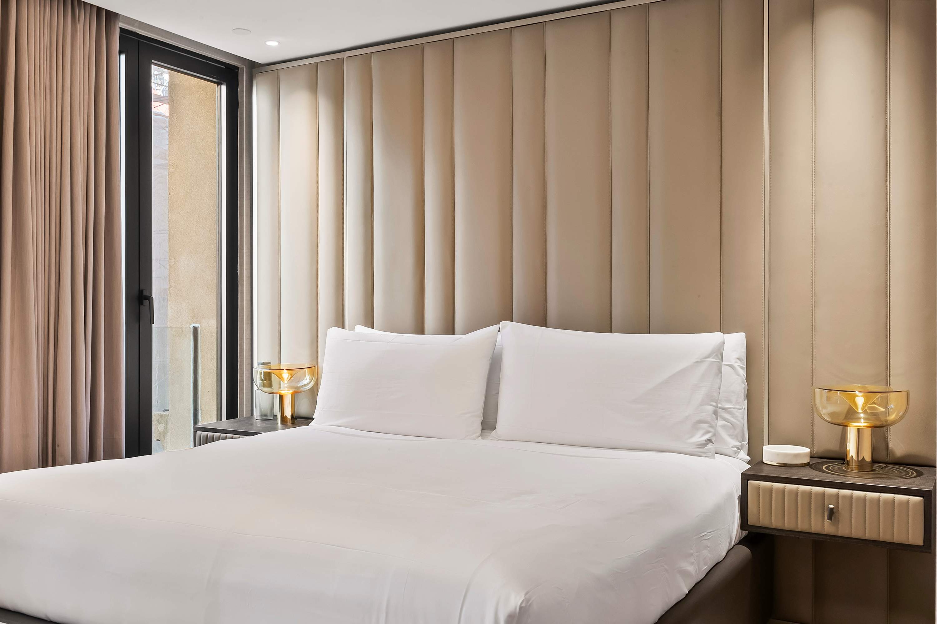 Mandarin Oriental XII | Midtown East | Modern Apartment photo 16