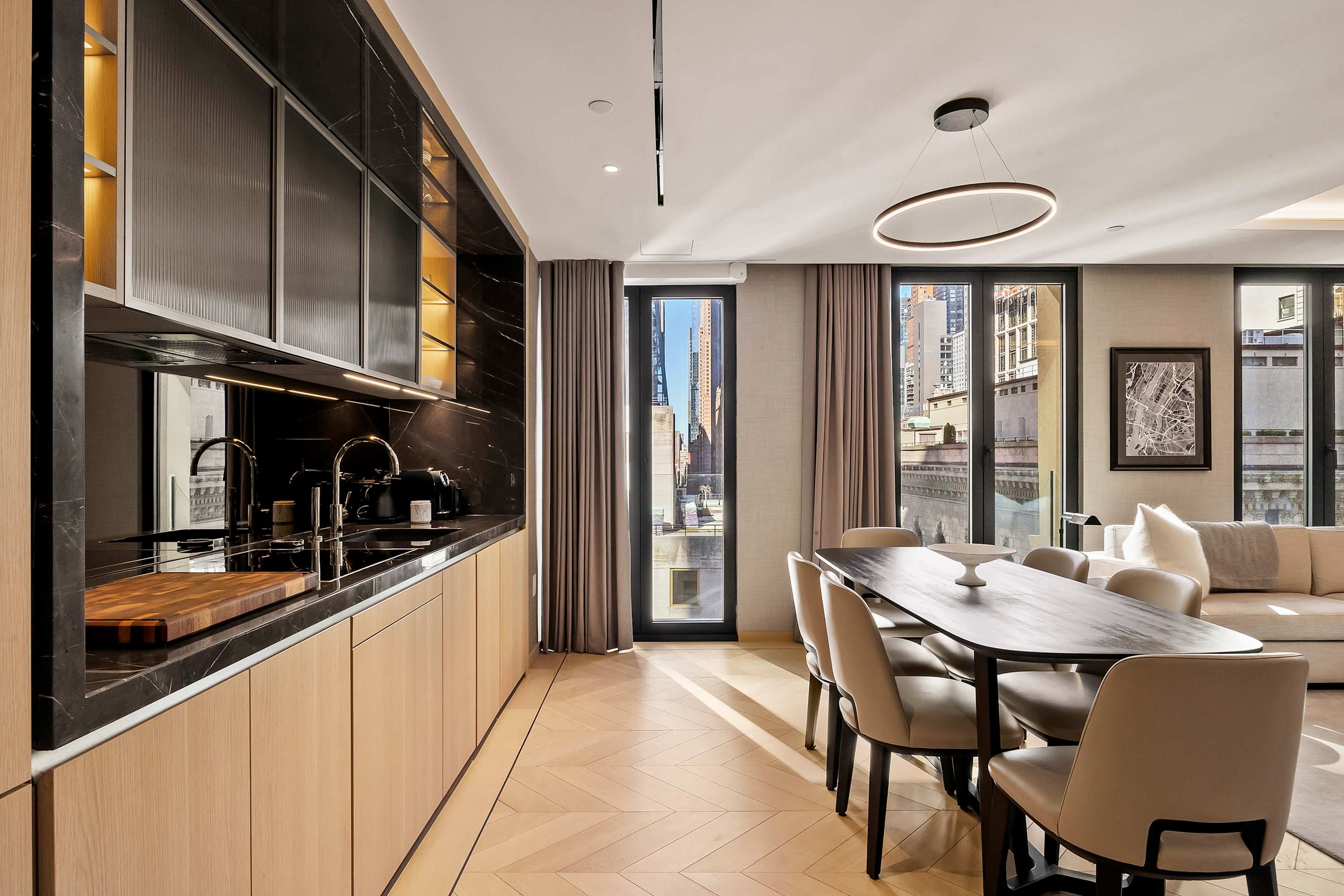 Mandarin Oriental XII | Midtown East | Modern Apartment photo 10