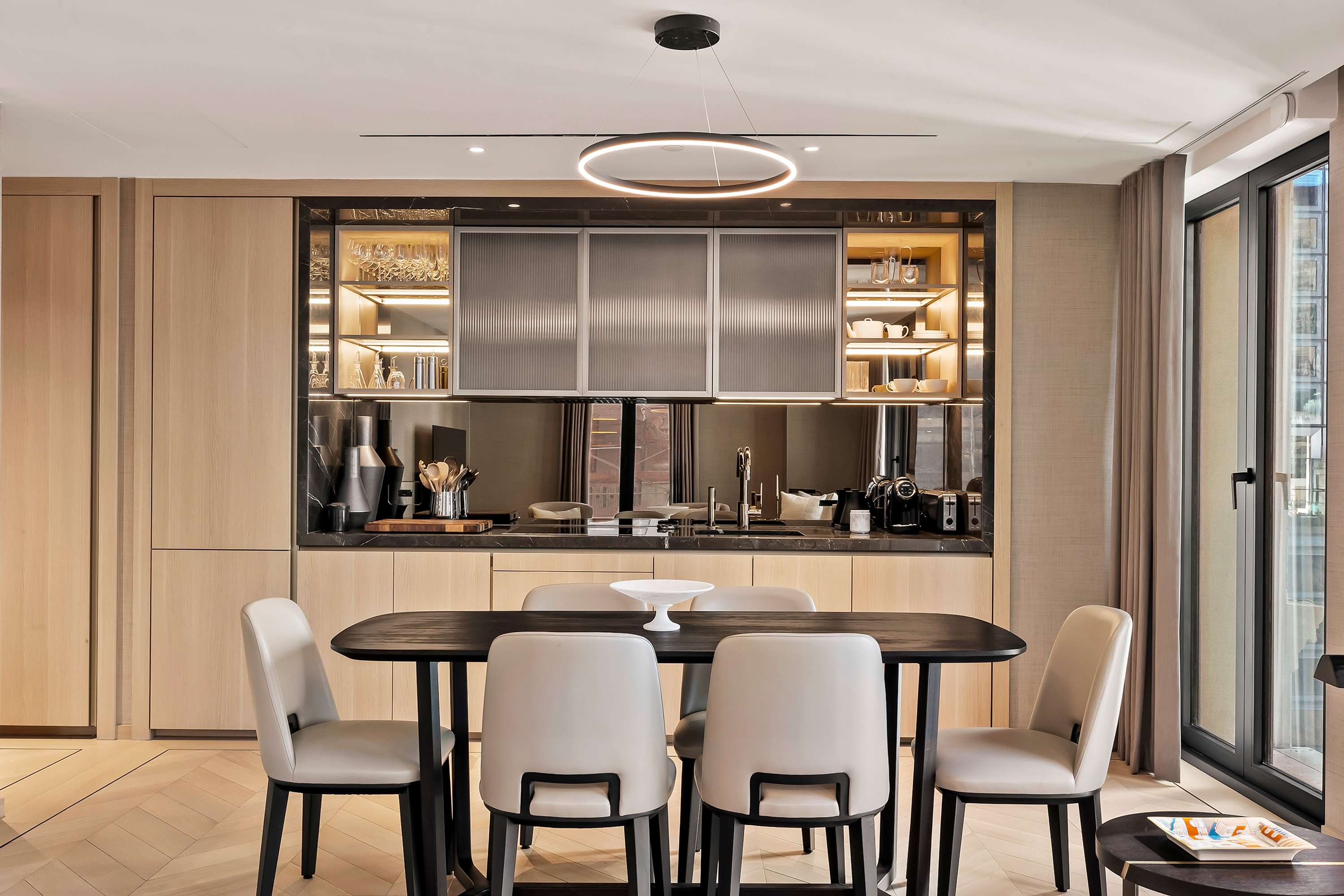 Mandarin Oriental XII | Midtown East | Modern Apartment photo 11