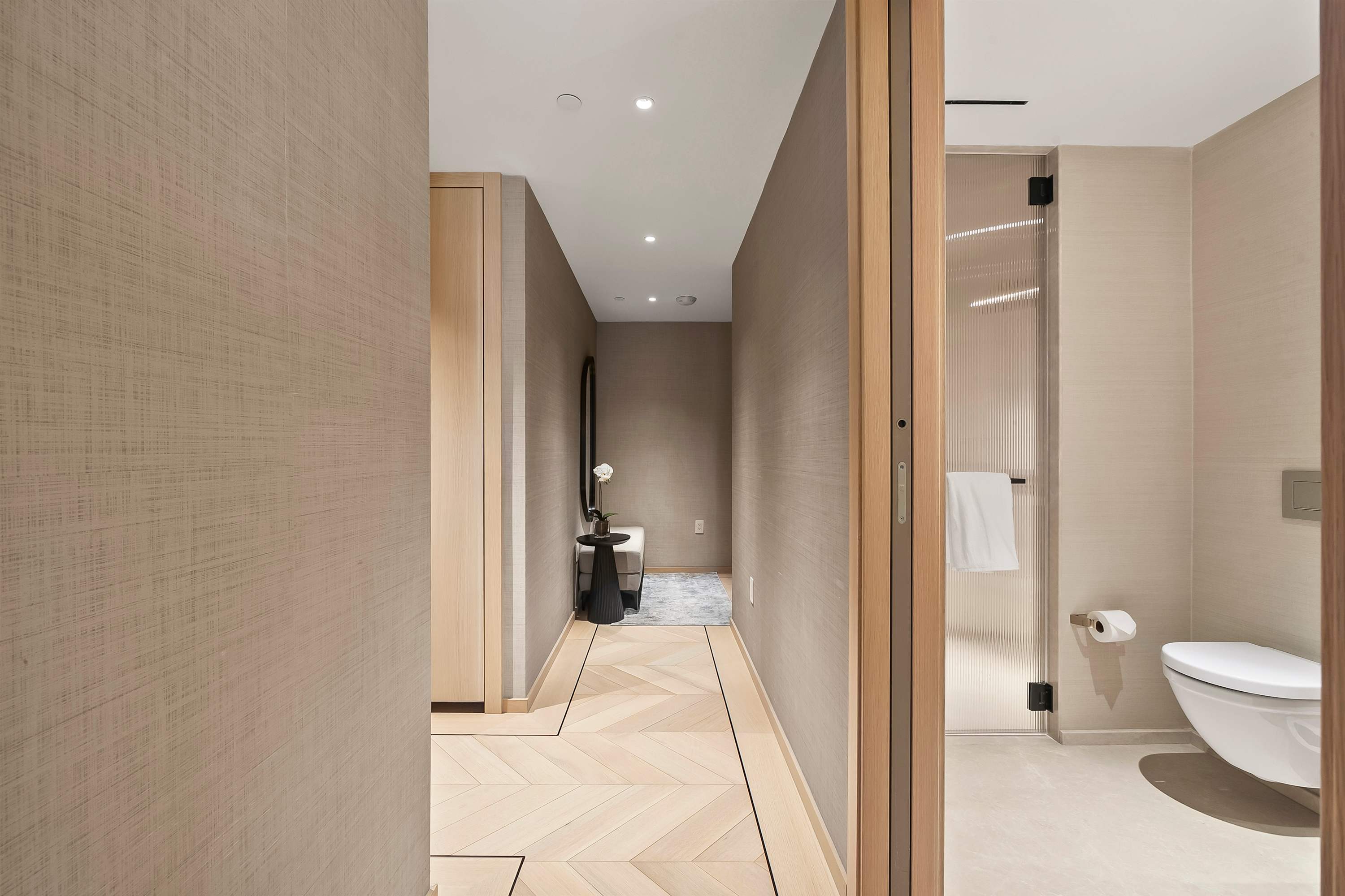 Mandarin Oriental XII | Midtown East | Modern Apartment photo 24