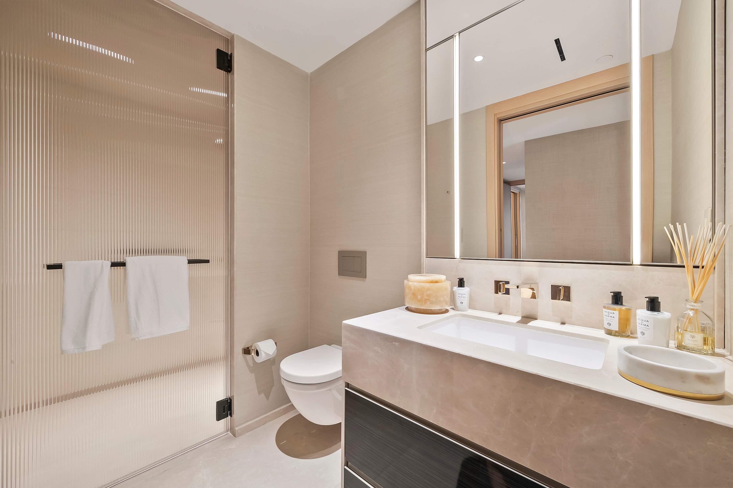 Mandarin Oriental XII | Midtown East | Modern Apartment photo 23