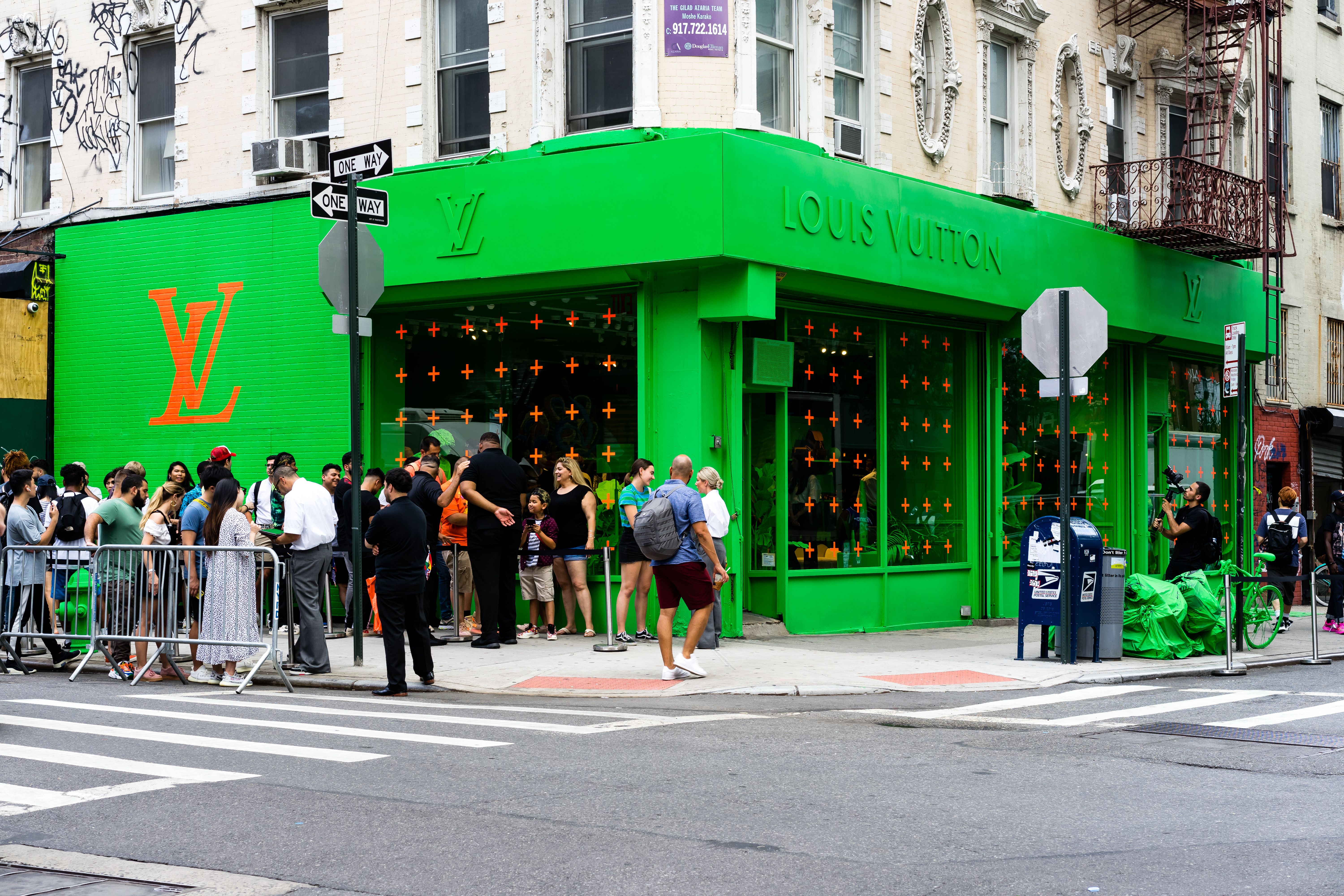 Louis Vuitton Men's Store