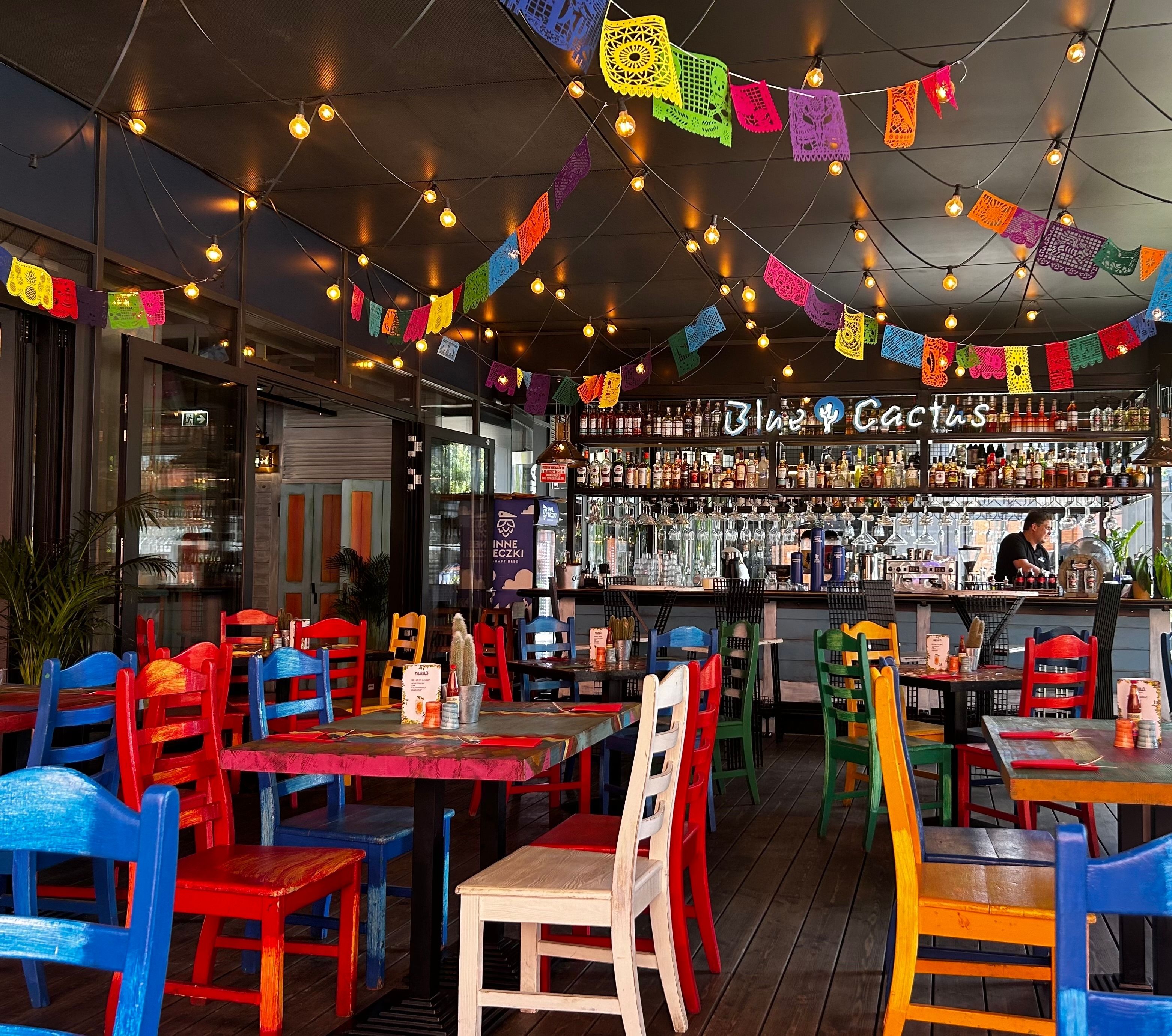 TORO Kitchen & Lounge