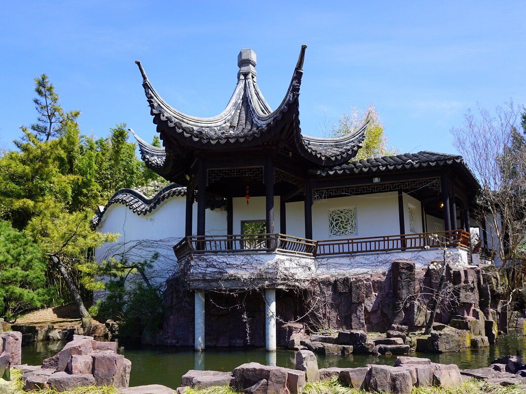 Snug Harbor Cultural Center & Botanical Garden