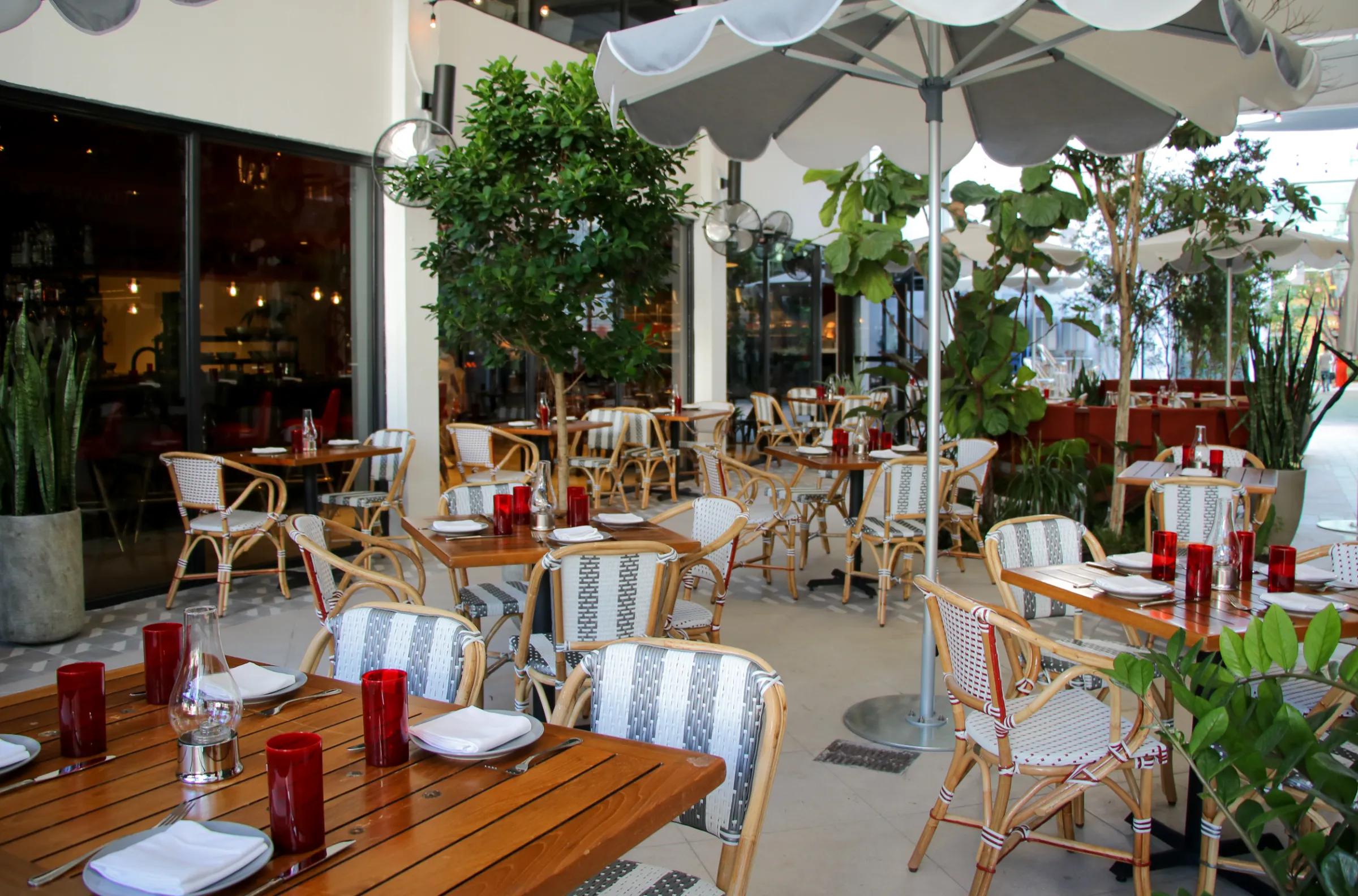 Michael’s Genuine Food & Drink