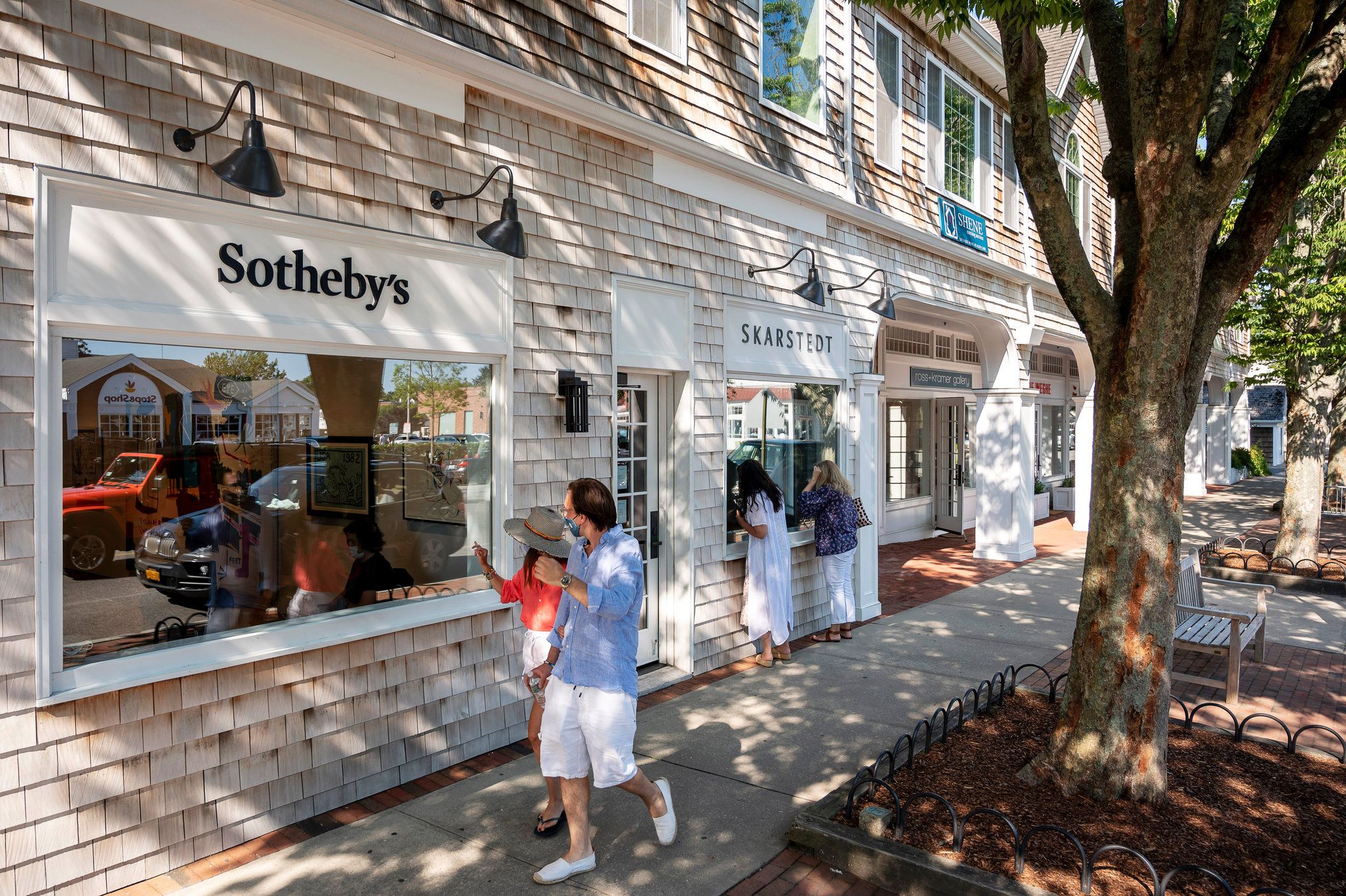 East Hampton's many galleries