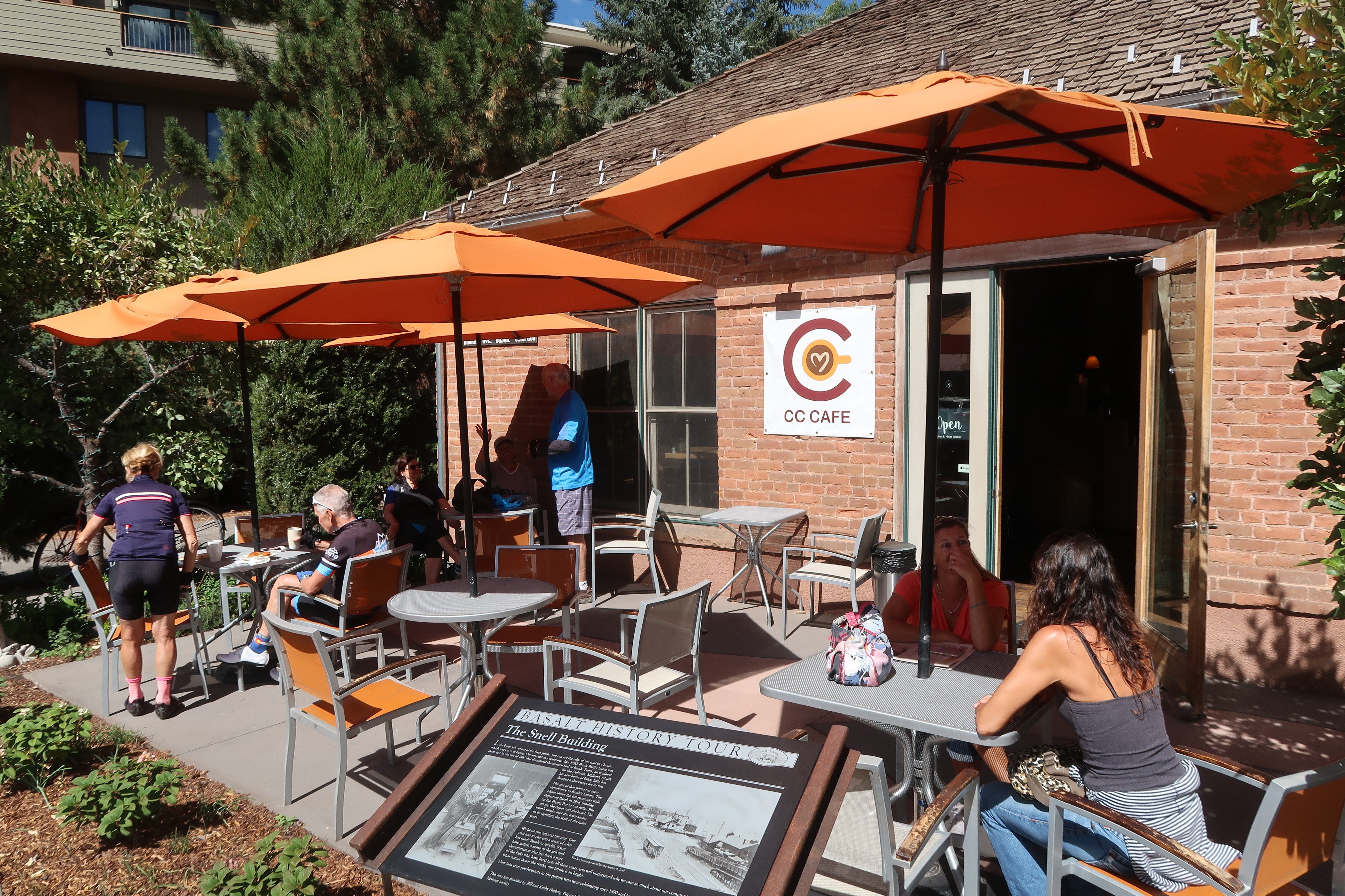 Cafe & Country Store at Bucky’s