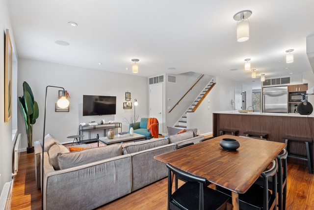 Image of Living space #3