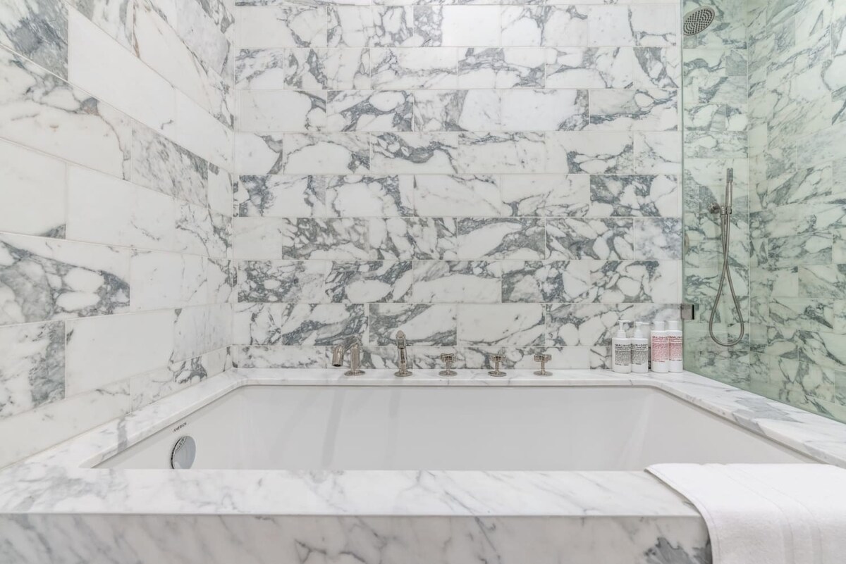 Astor House | Greenwich Village | Triplex w/ Private Roof photo 9