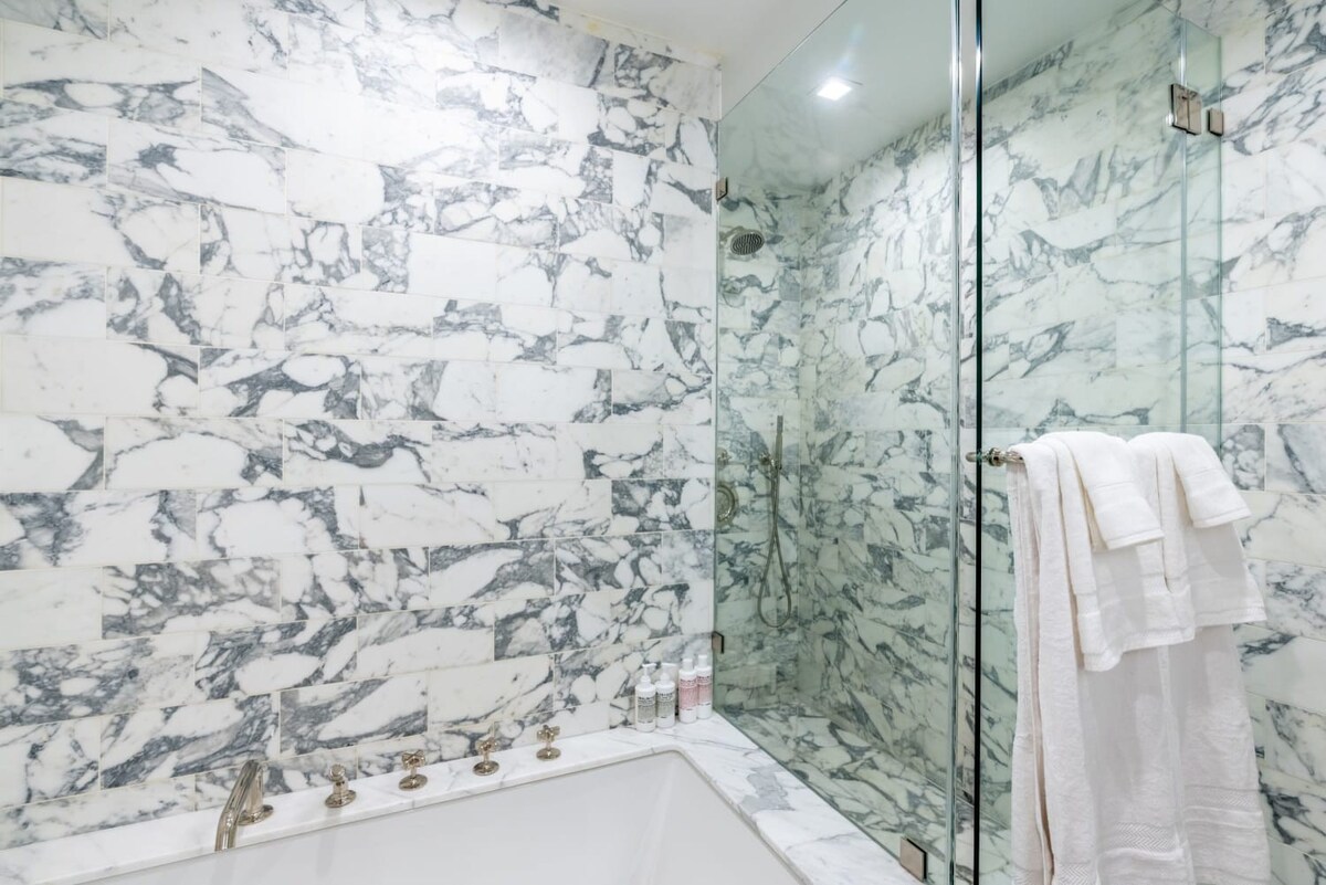 Astor House | Greenwich Village | Triplex w/ Private Roof photo 8